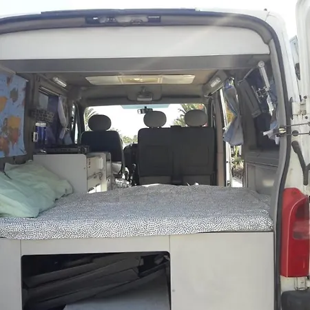 Kemping Furgoneta Camperizada